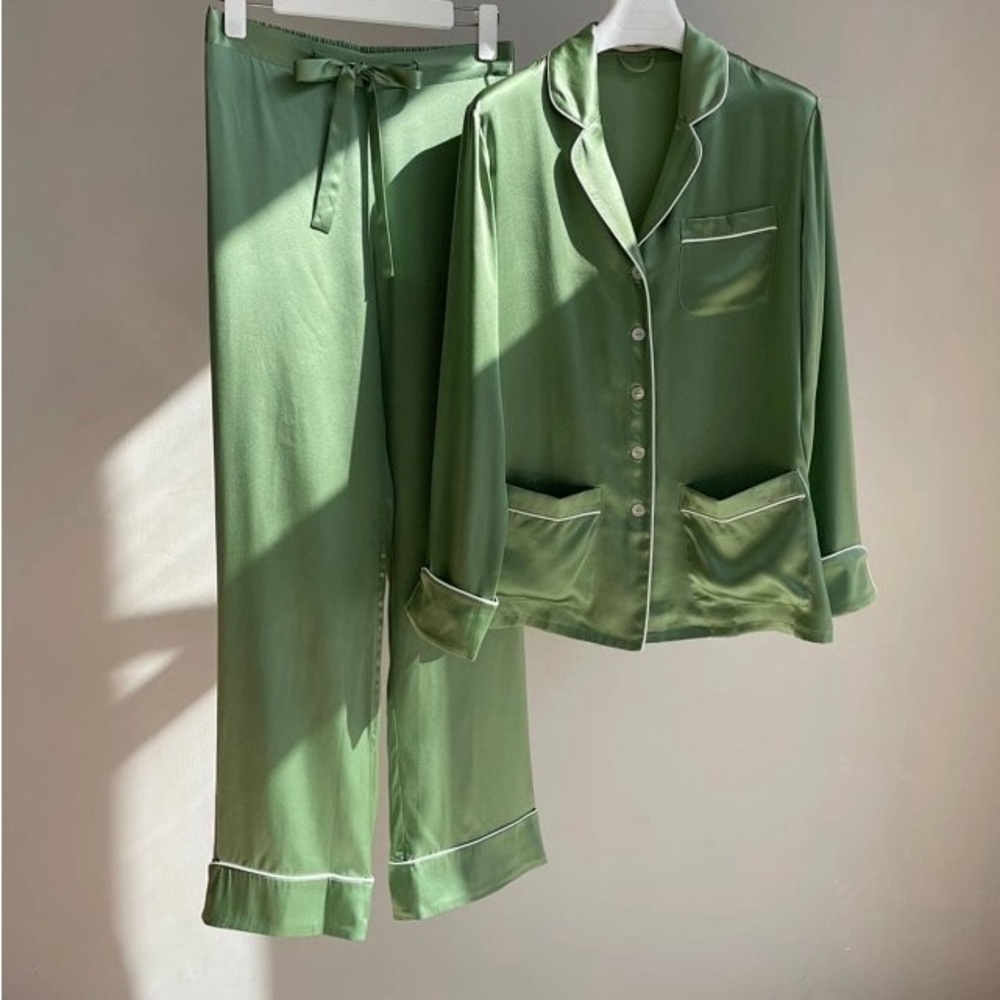 Olivia von Halle 100% silk pajamas set